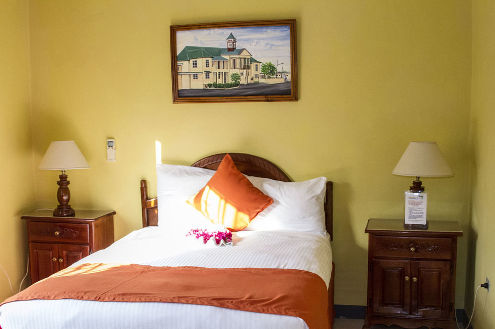 Seastar Inn Негрил Экстерьер фото