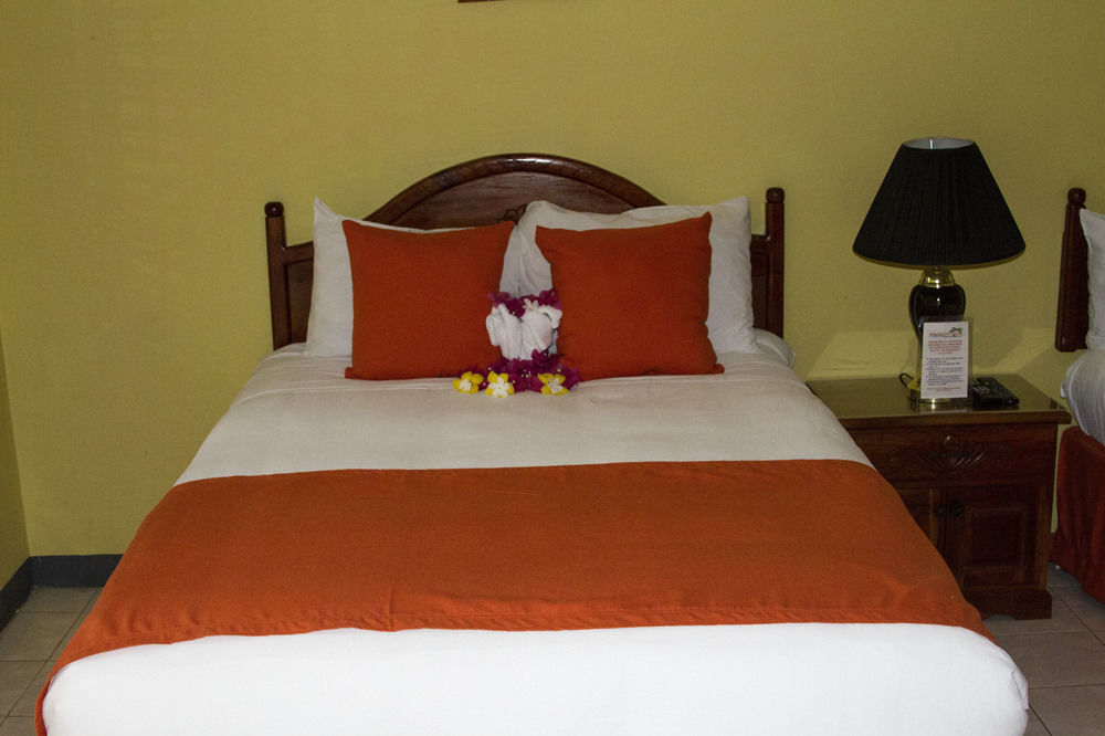 Seastar Inn Негрил Экстерьер фото